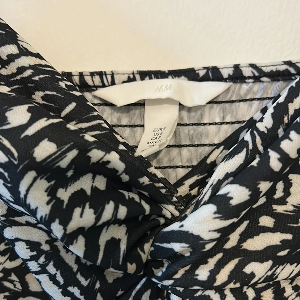 H&M DRESS - Picture 5 of 10